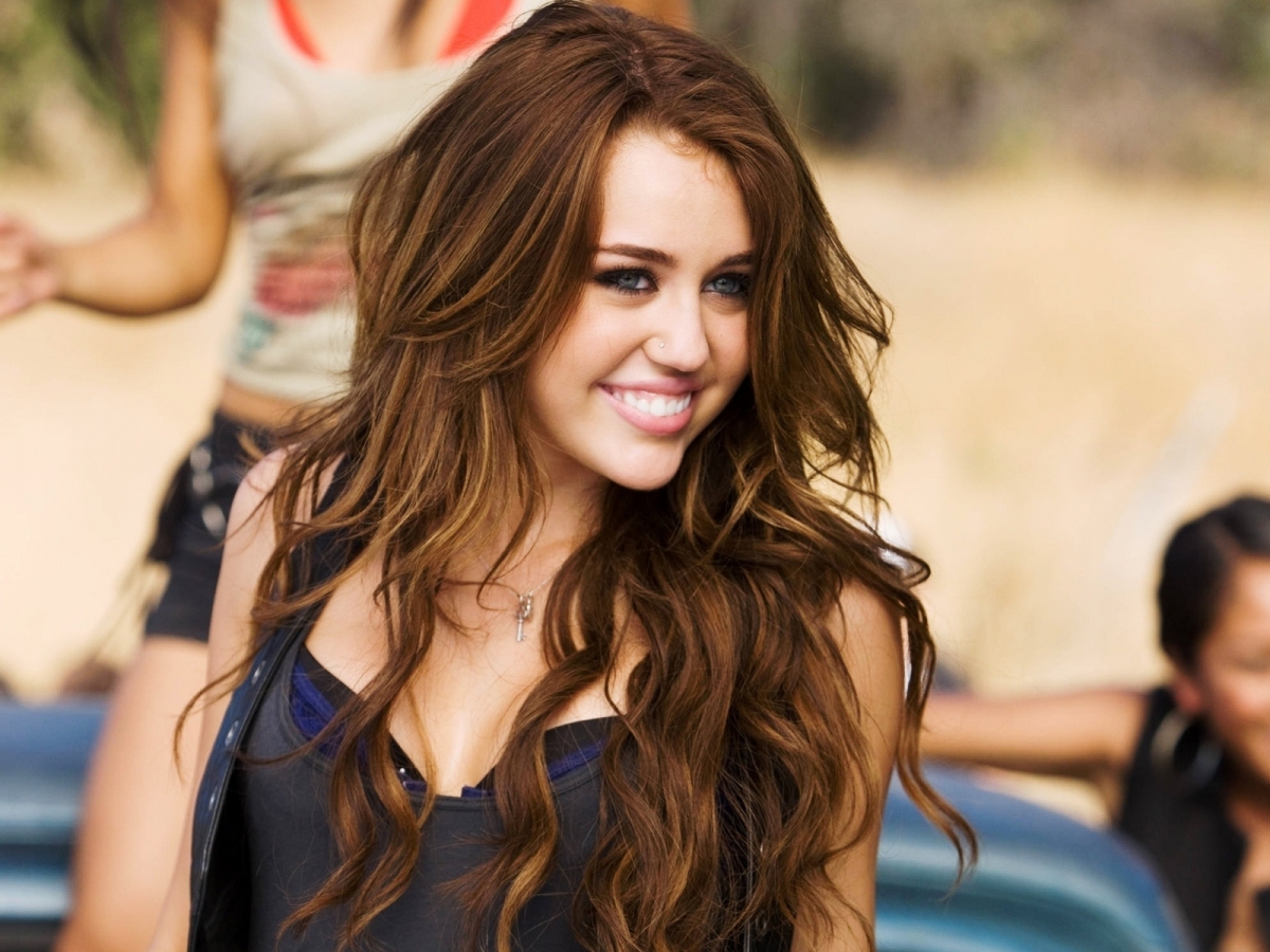 Party in the U.S.A. - Sự trưởng thành trong âm nhạc của Miley Cyrus