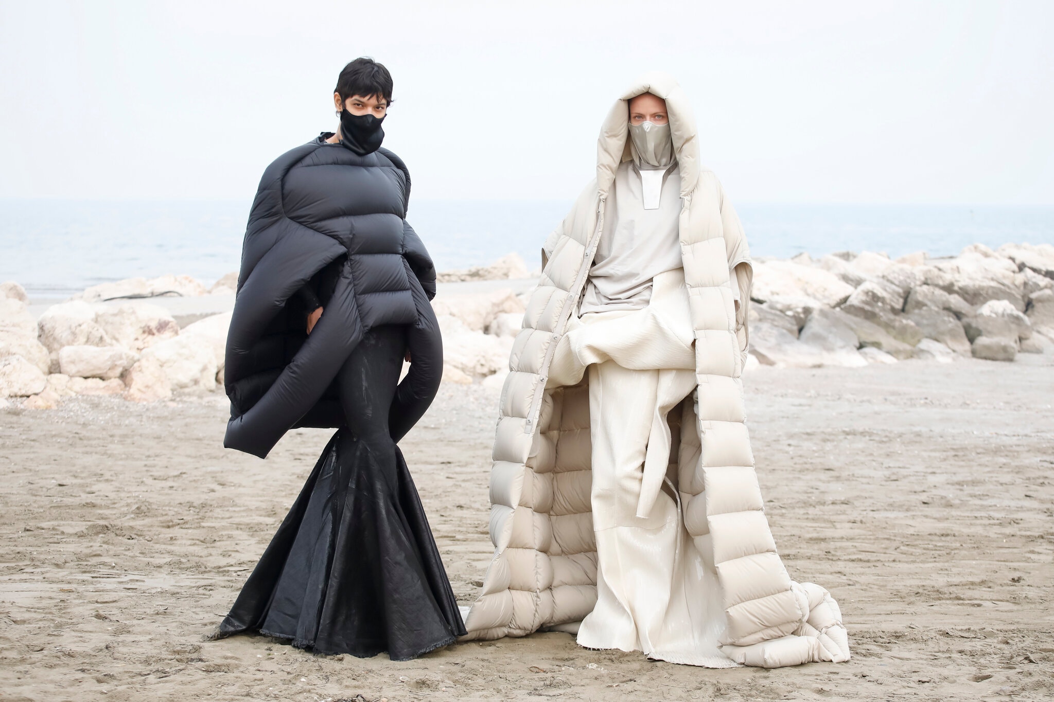 Tìm hiểu về chủ nghĩa anti- fashion của Yohji Yamamoto